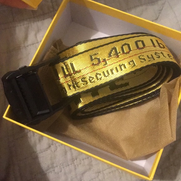 off white belt buckle